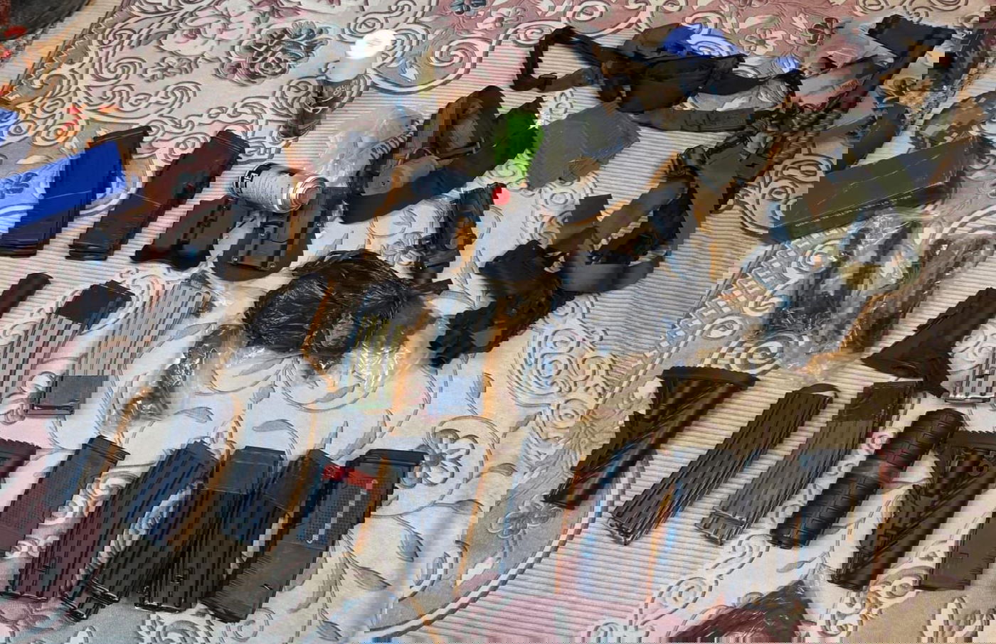 השבוע: כ-100 מבוקשים נעצרו ביו״ש: בתי מחבלים נהרסו ונשק רב נתפס