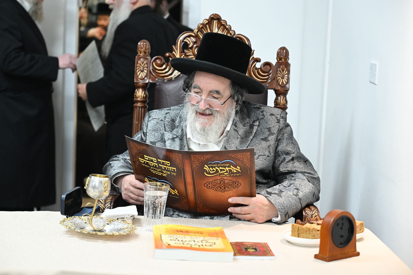 האירוע של אתכנשו במעון האדמו"ר מויז'ניץ באורה