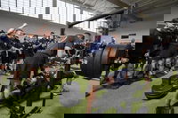 שר המלחמה דוחק משקל מרשים של כ-143 קילוגרם