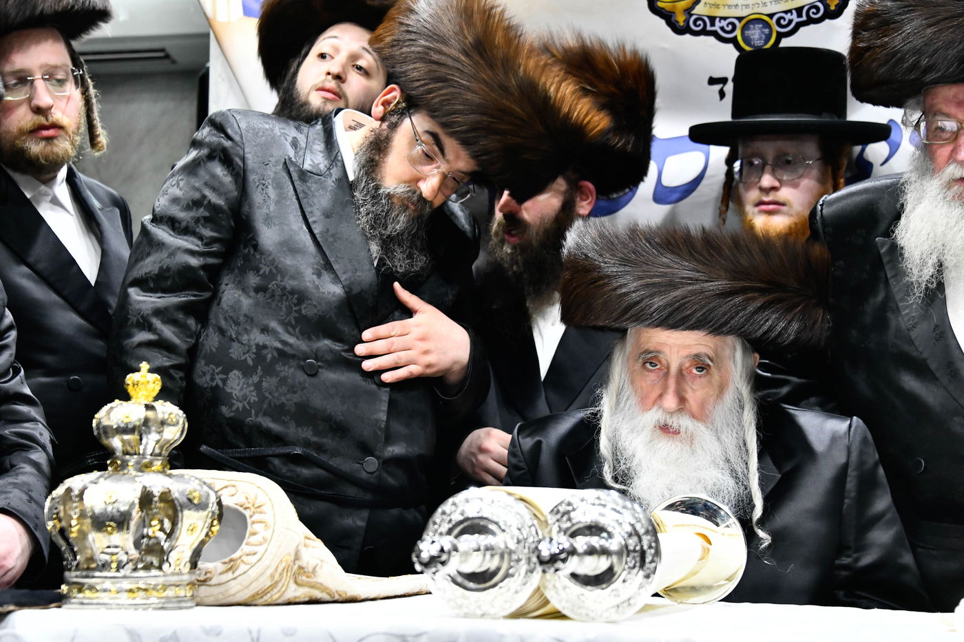 הכנסת ס"ת במכנובקא בעלזא