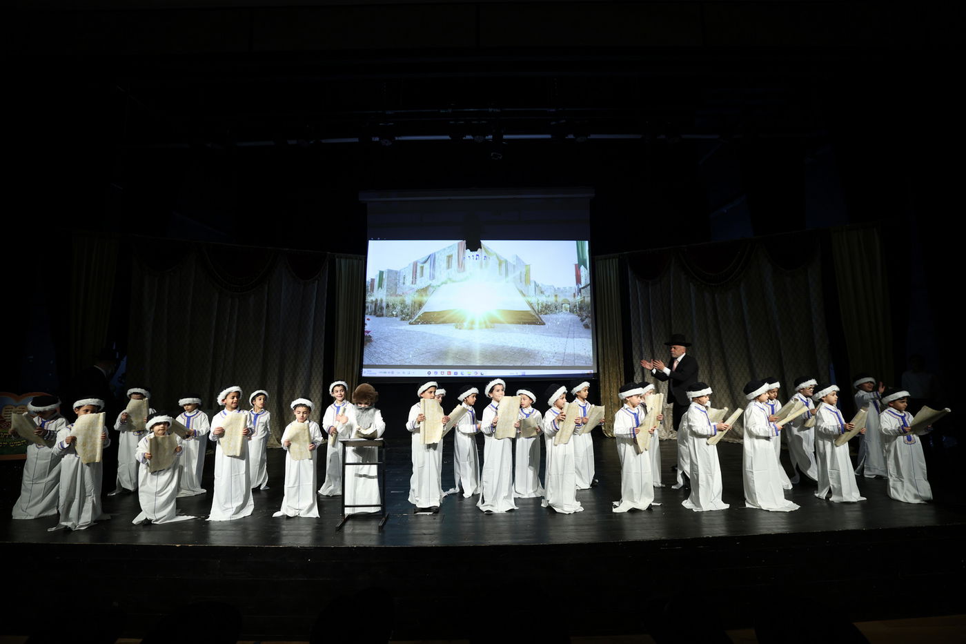 מסיבת חומש בתלמוד תורה נטיעים בפ"ת