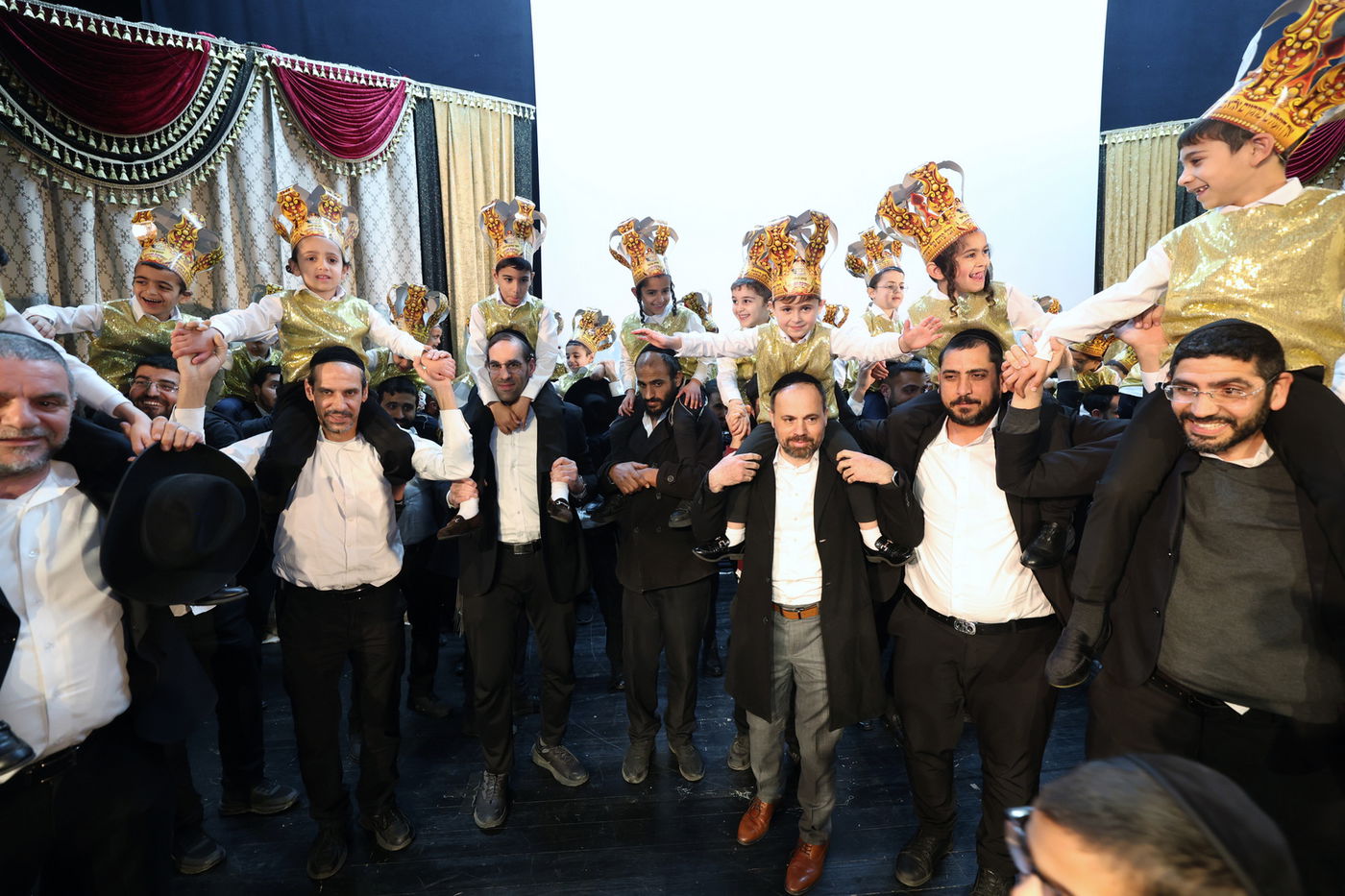 מסיבת חומש בתלמוד תורה נטיעים בפ"ת