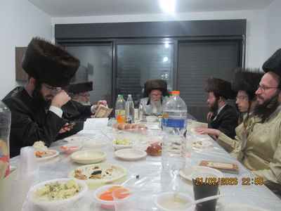 האדמו"ר מראזלא בטבריה