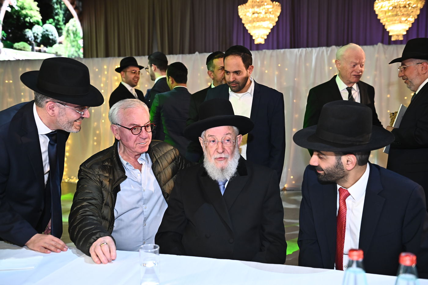 שמחת החתונה בבית משפחות זר ובן שמעון