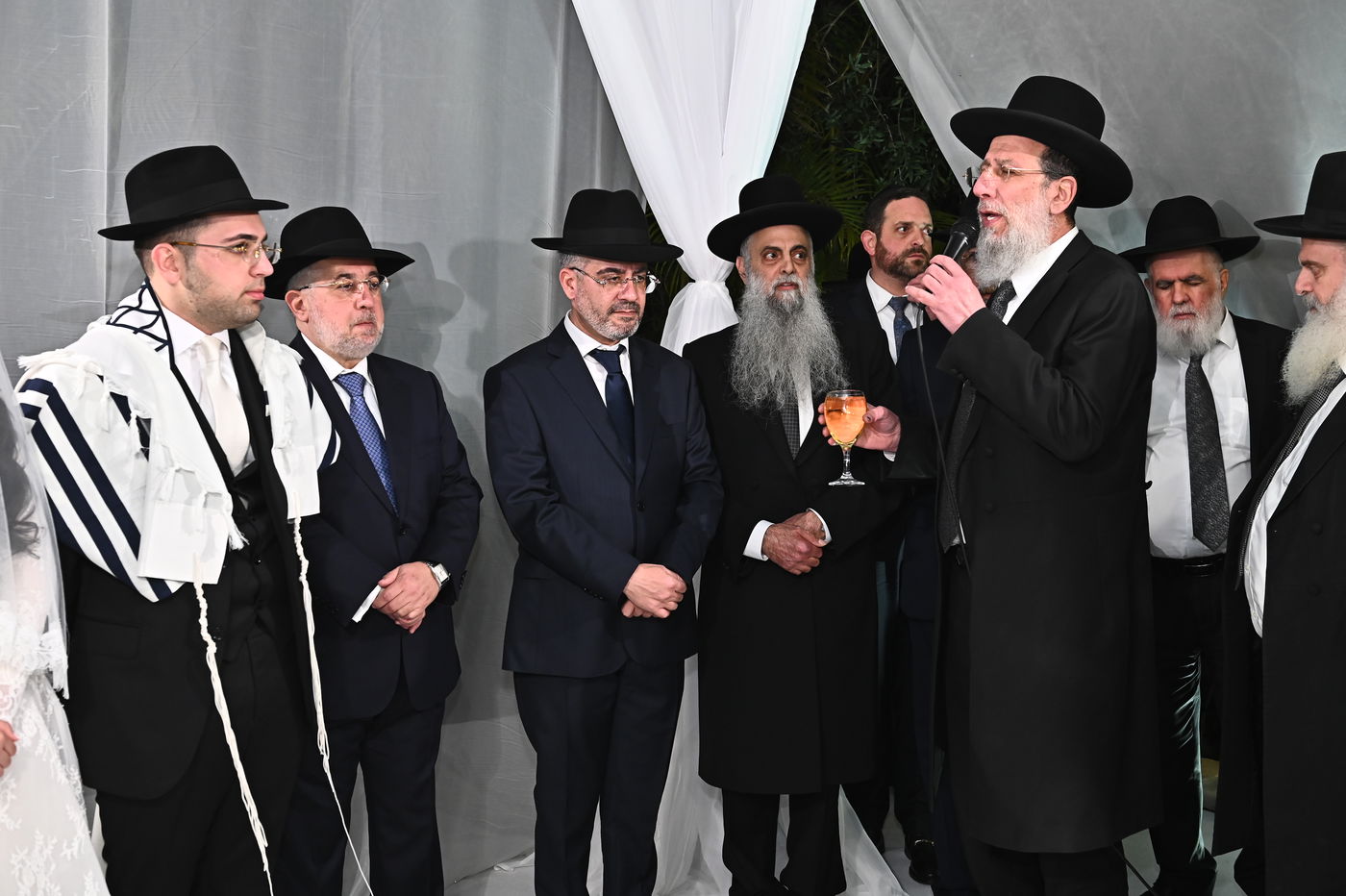 שמחת החתונה בבית משפחות זר ובן שמעון