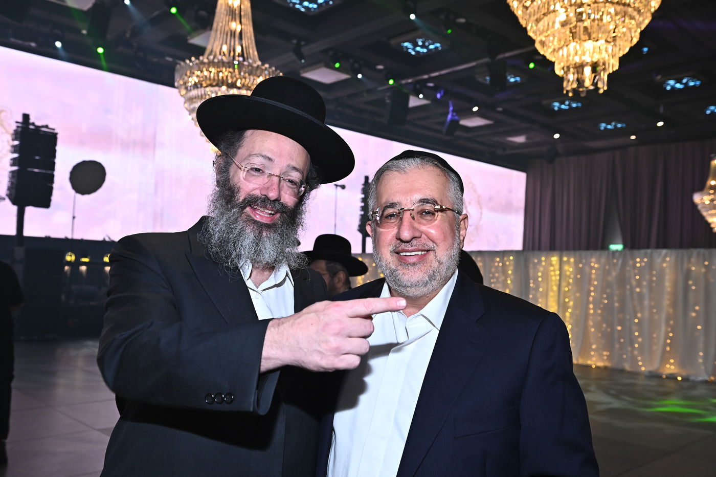 שמחת החתונה בבית משפחות זר ובן שמעון