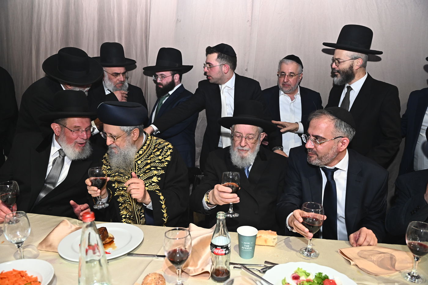 שמחת החתונה בבית משפחות זר ובן שמעון