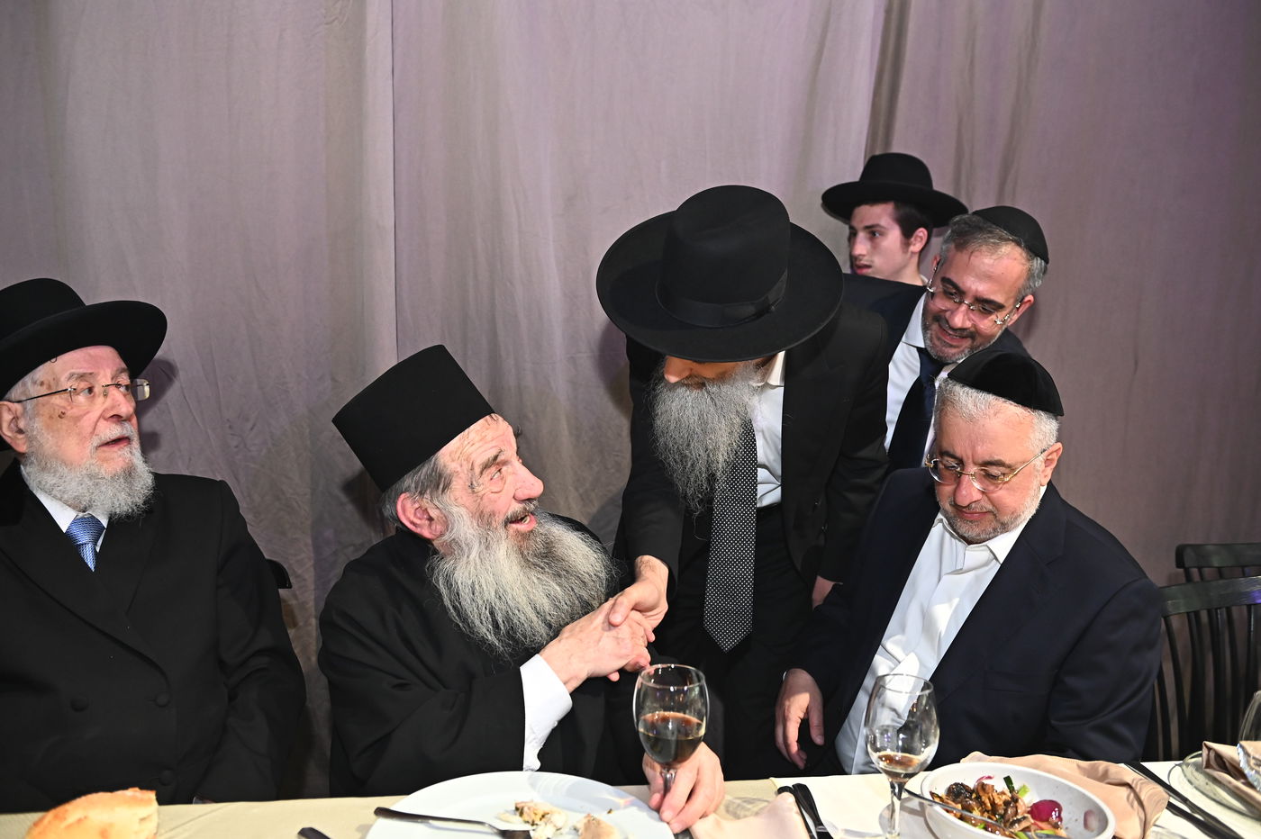 שמחת החתונה בבית משפחות זר ובן שמעון