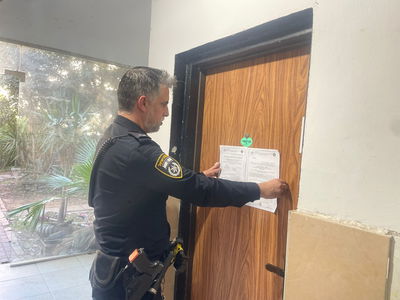 מאבק חסר פשרות: זה מה שגילו הבלשים בתוך הדירה בעיר החרדית