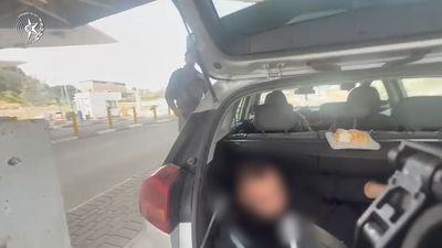 כך סוכלה החדרת מסתננים לישראל - כשהם "דחוסים" בתא המטען | תיעוד