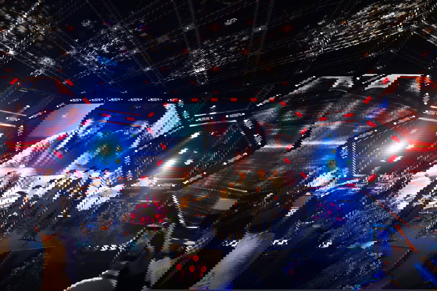 באי הכנס בבניני האומה