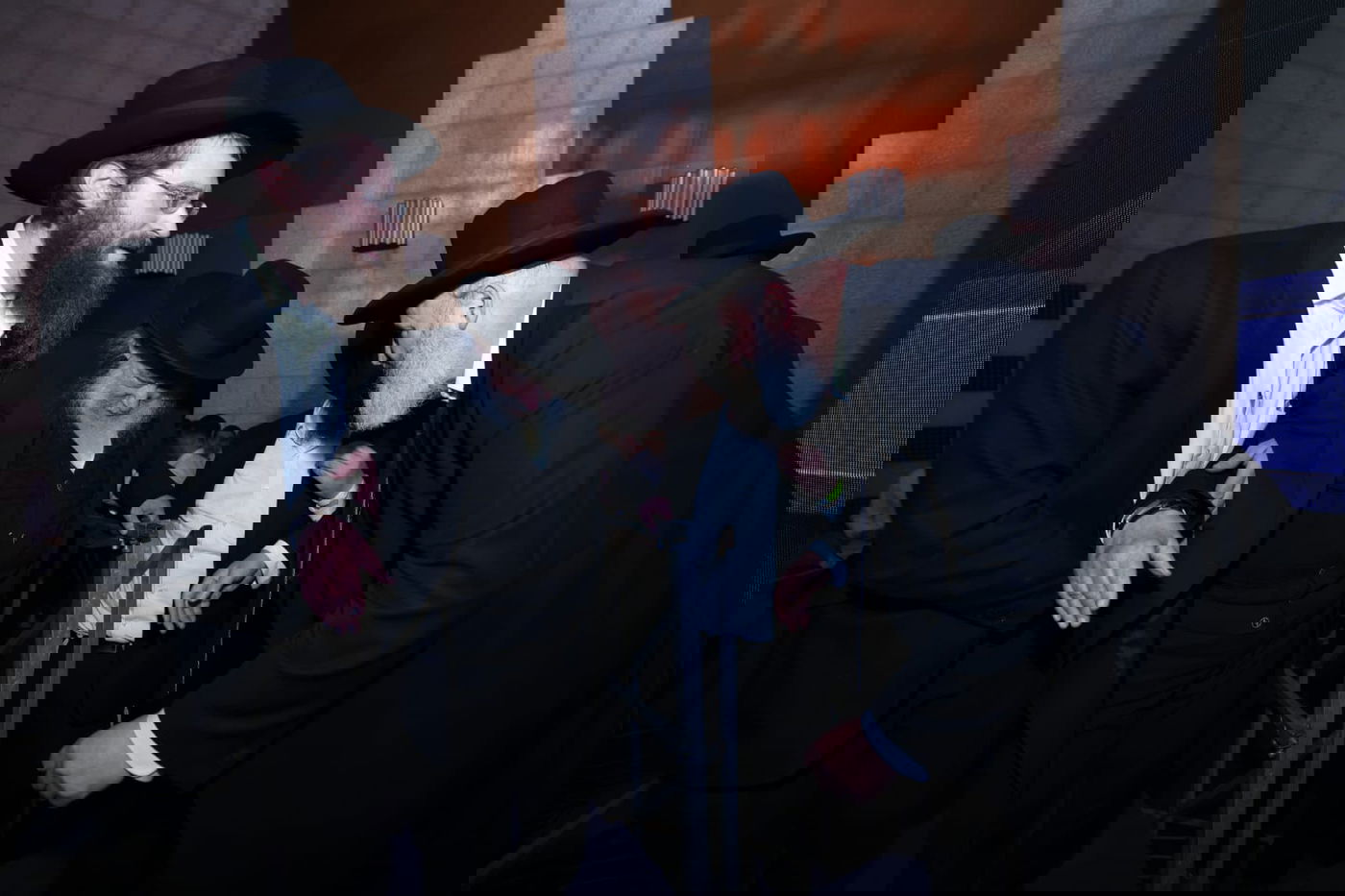 באי הכנס בבניני האומה