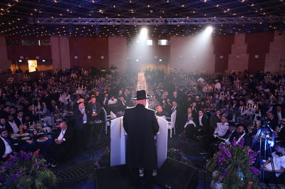 את המעמד פיארו בנוכחותם גם רבנים ומרביצי תורה