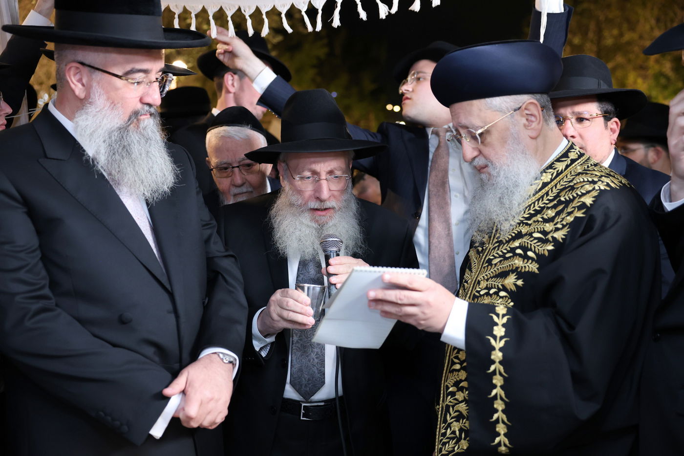 חתונת בנו של הרב אליהו אילוז