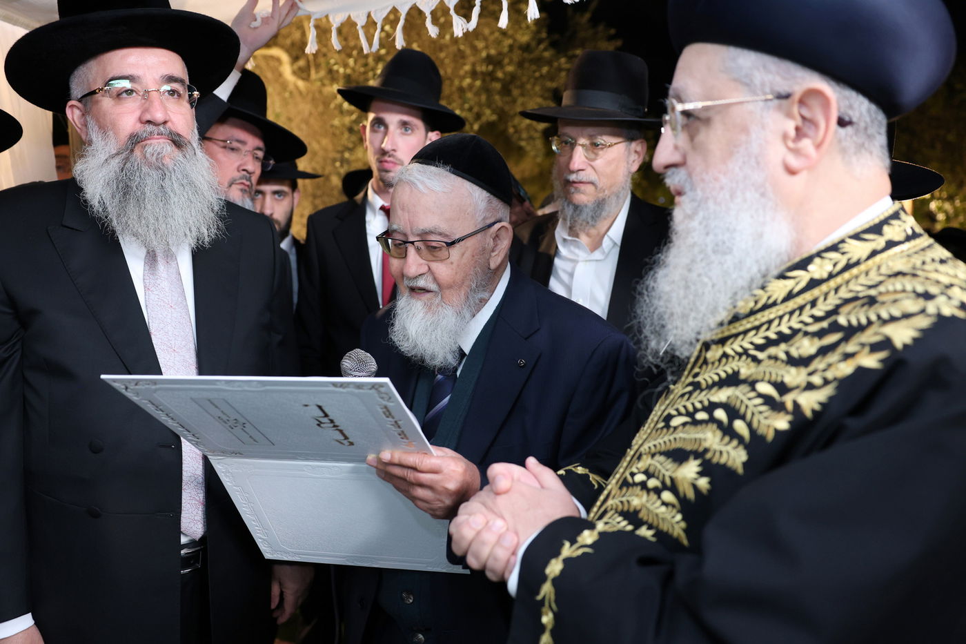 חתונת בנו של הרב אליהו אילוז