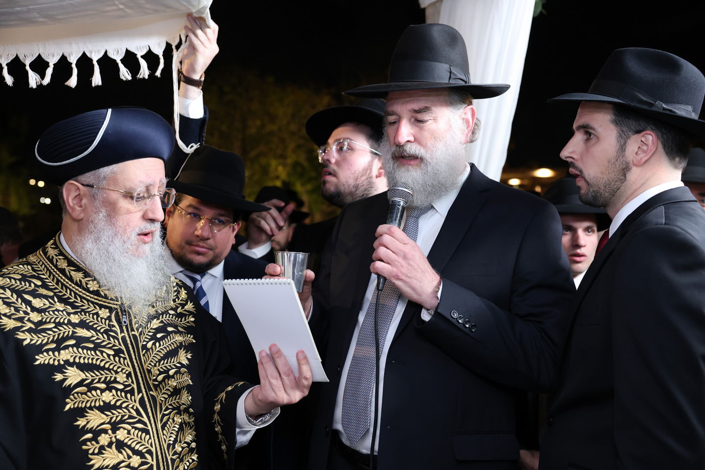 חתונת בנו של הרב אליהו אילוז