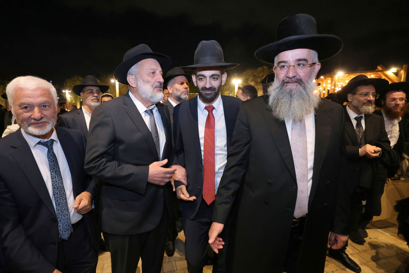 חתונת בנו של הרב אליהו אילוז