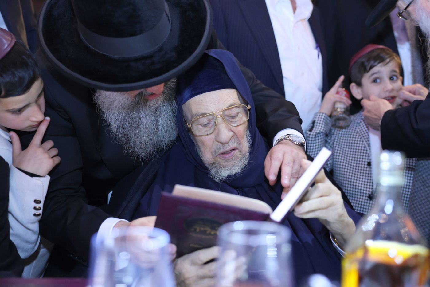 חתונת בנו של הרב אליהו אילוז