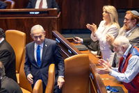 הח"כים מהאופוזיציה נטשו, מי ישבו על כסאותיהם? התרגיל של אוחנה