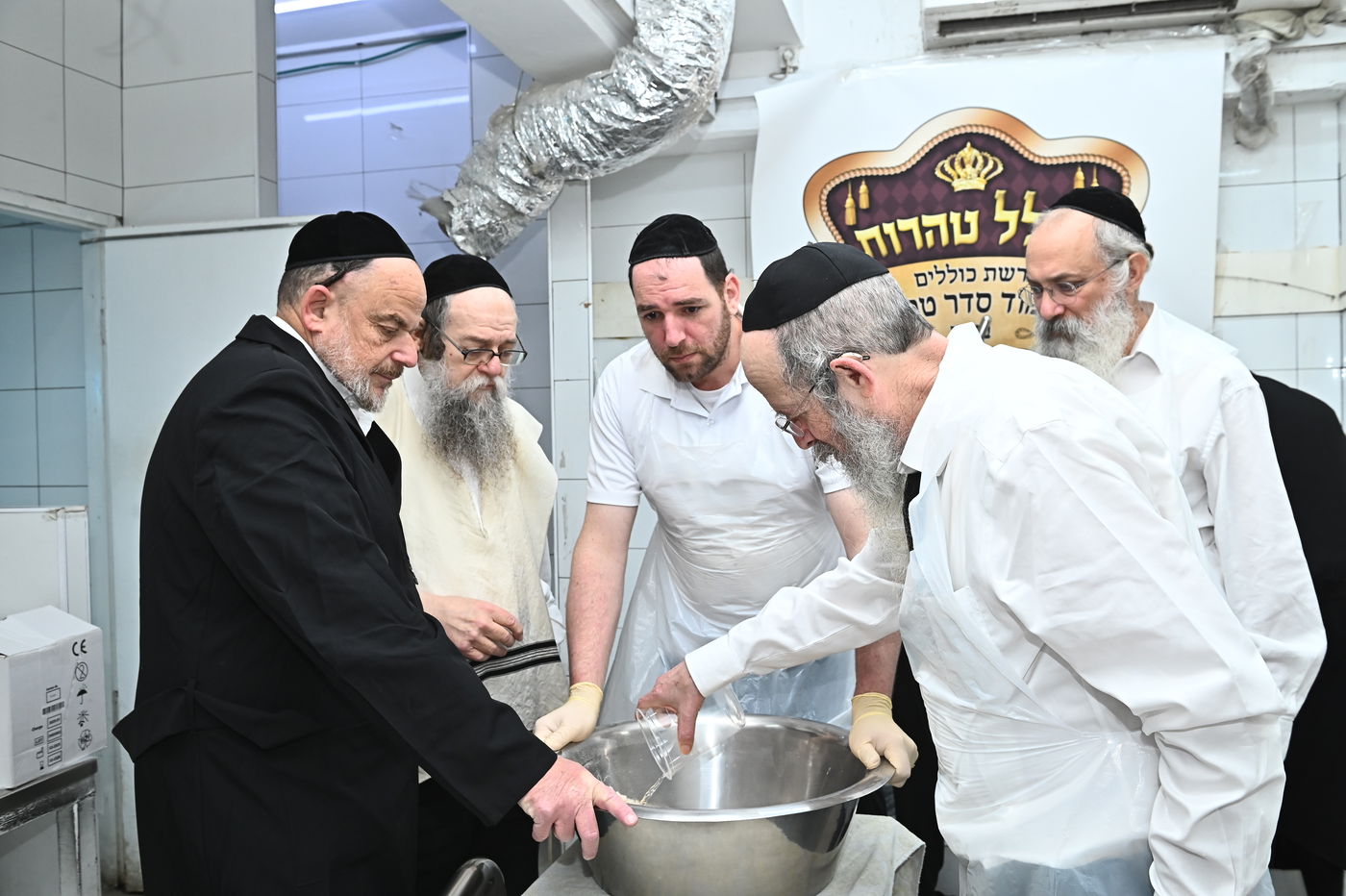 הגרח"פ ברמן באפיית מצות