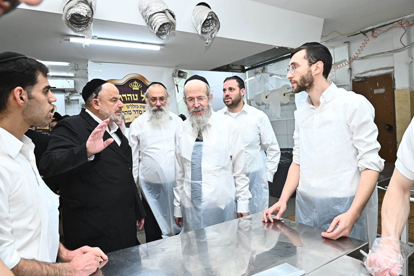 הגרח"פ ברמן באפיית מצות