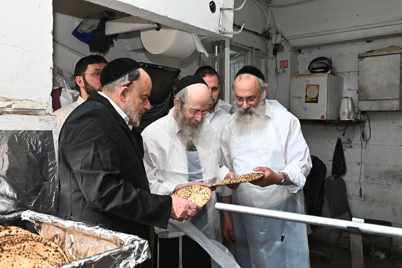 הגרח"פ ברמן באפיית מצות