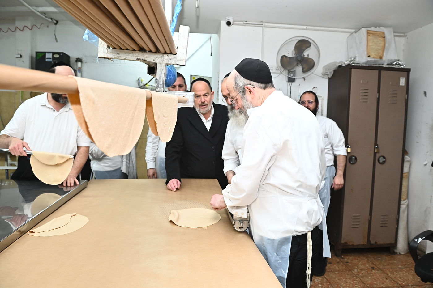 הגרח"פ ברמן באפיית מצות