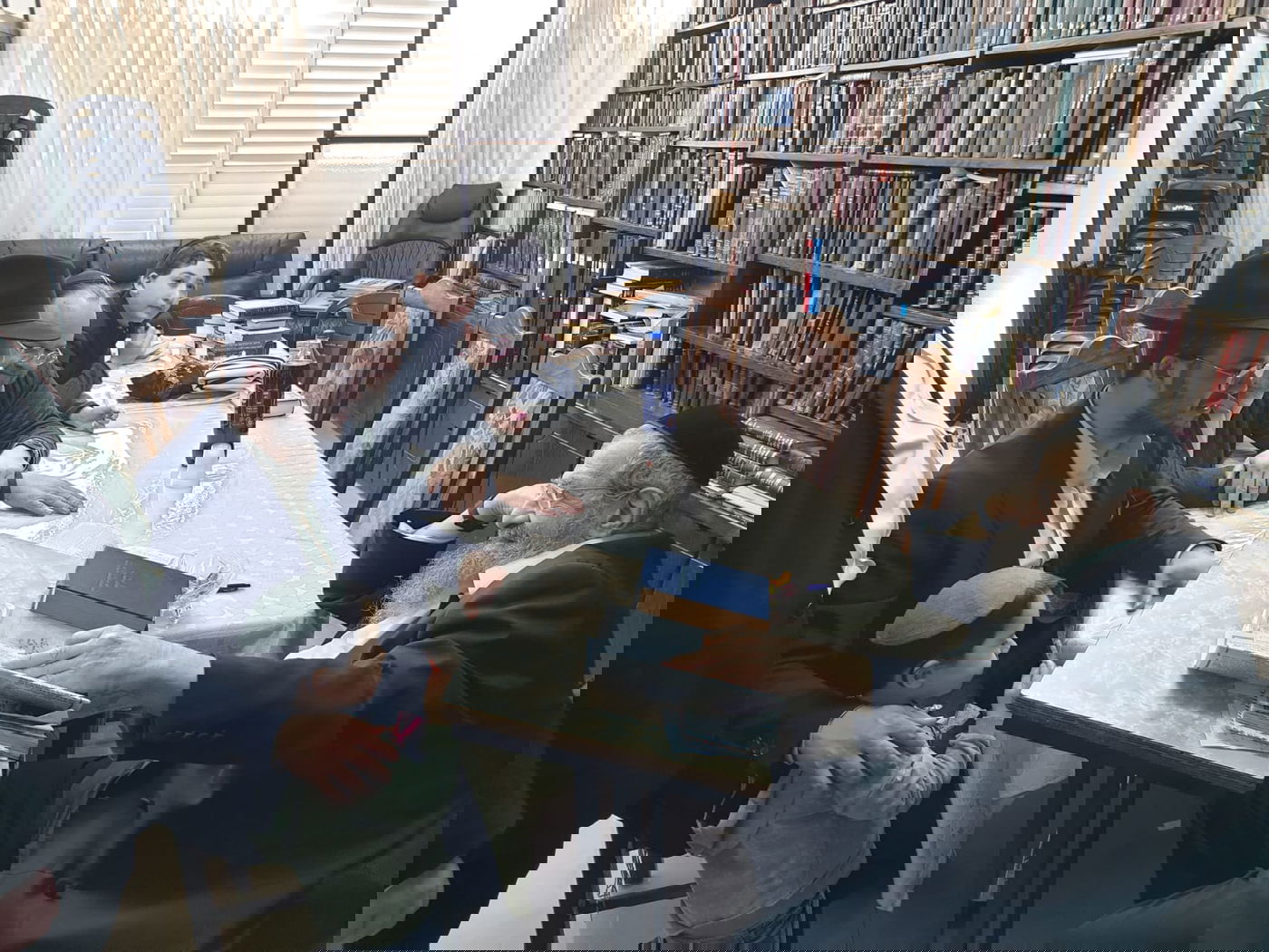 דניאל פינטו אצל הגר"מ בן שמעון