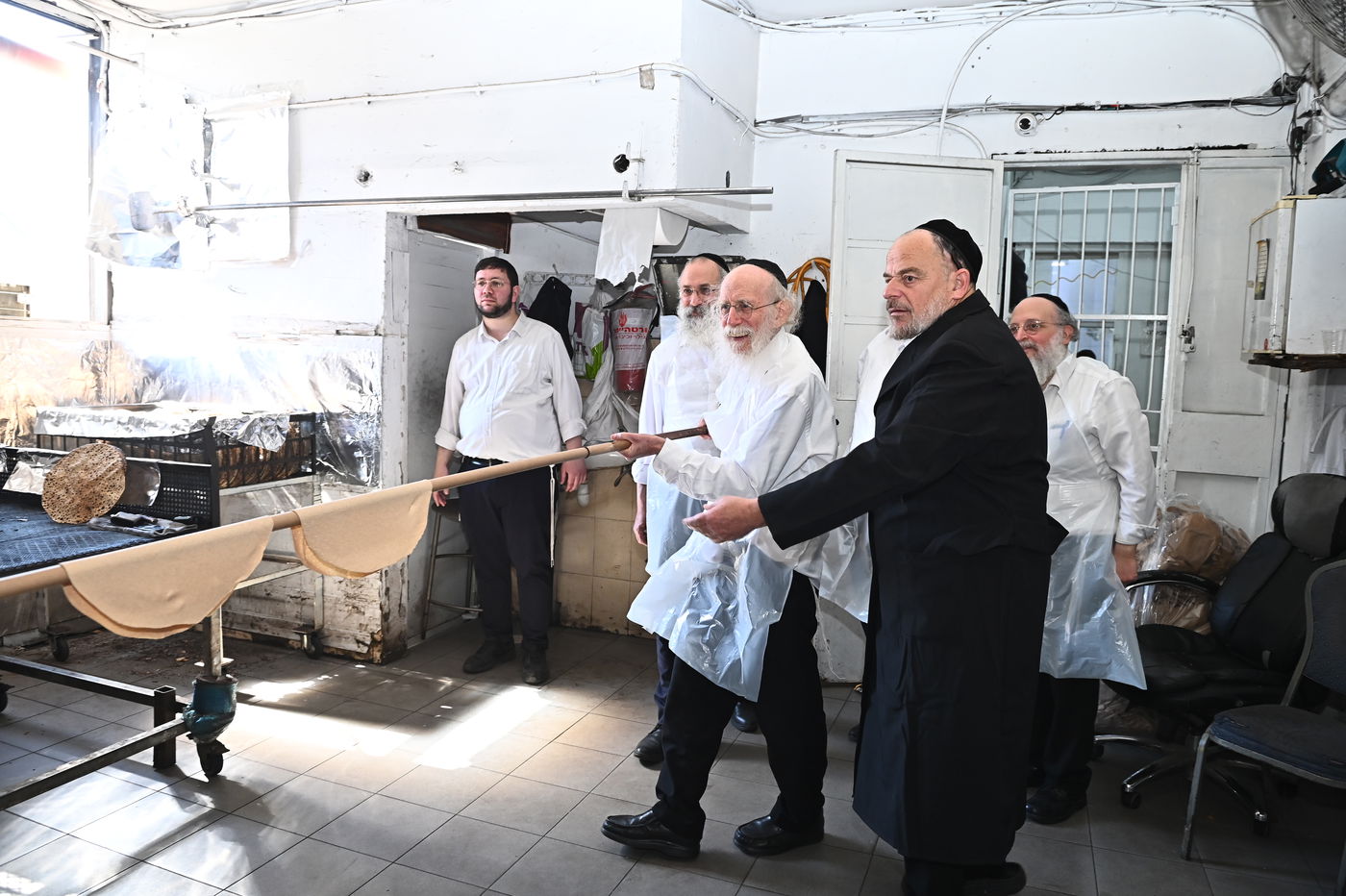 הגר"ש גלאי באפיית מצות