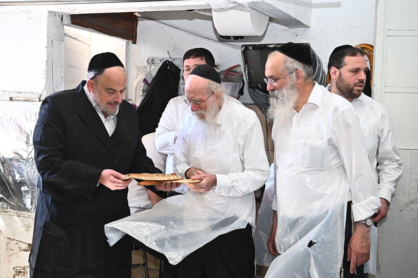 הגר"ש גלאי באפיית מצות