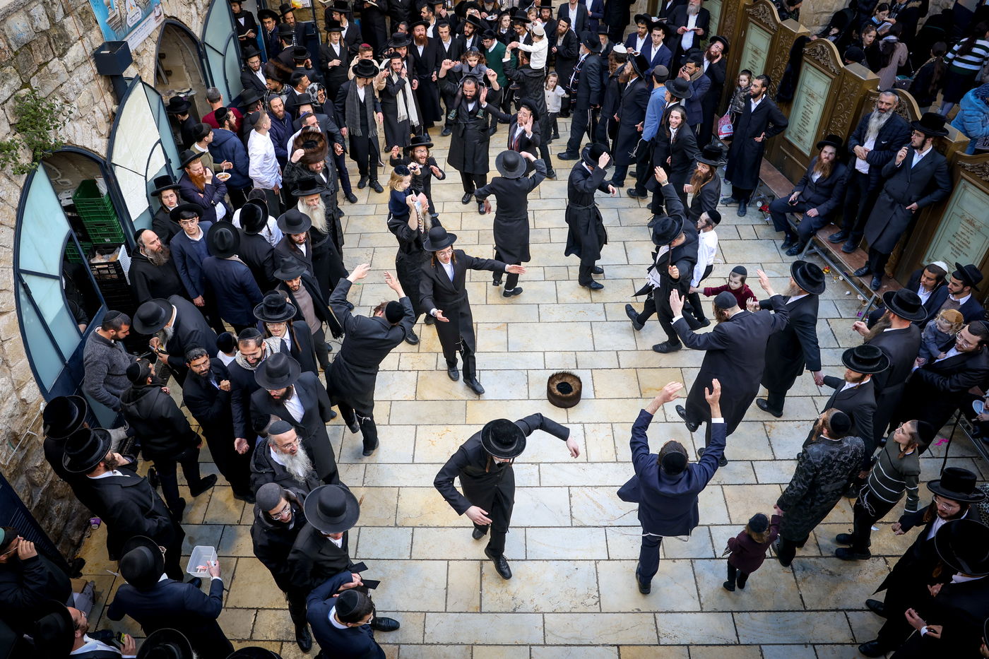 ז' באדר בציון הרשב"י במירון