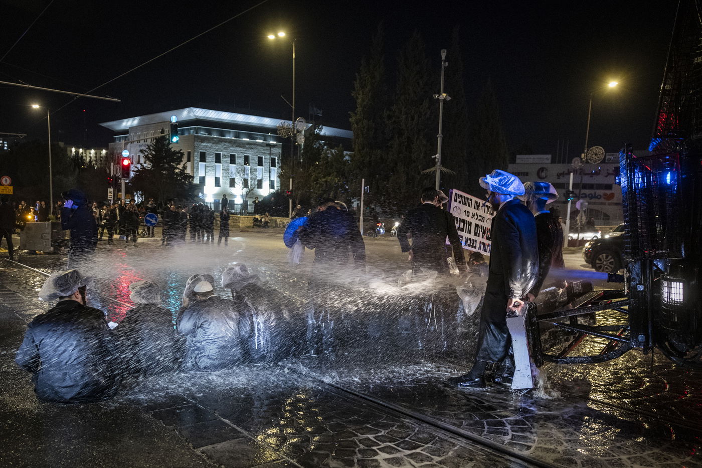 ההפגנות בירושלים, הלילה