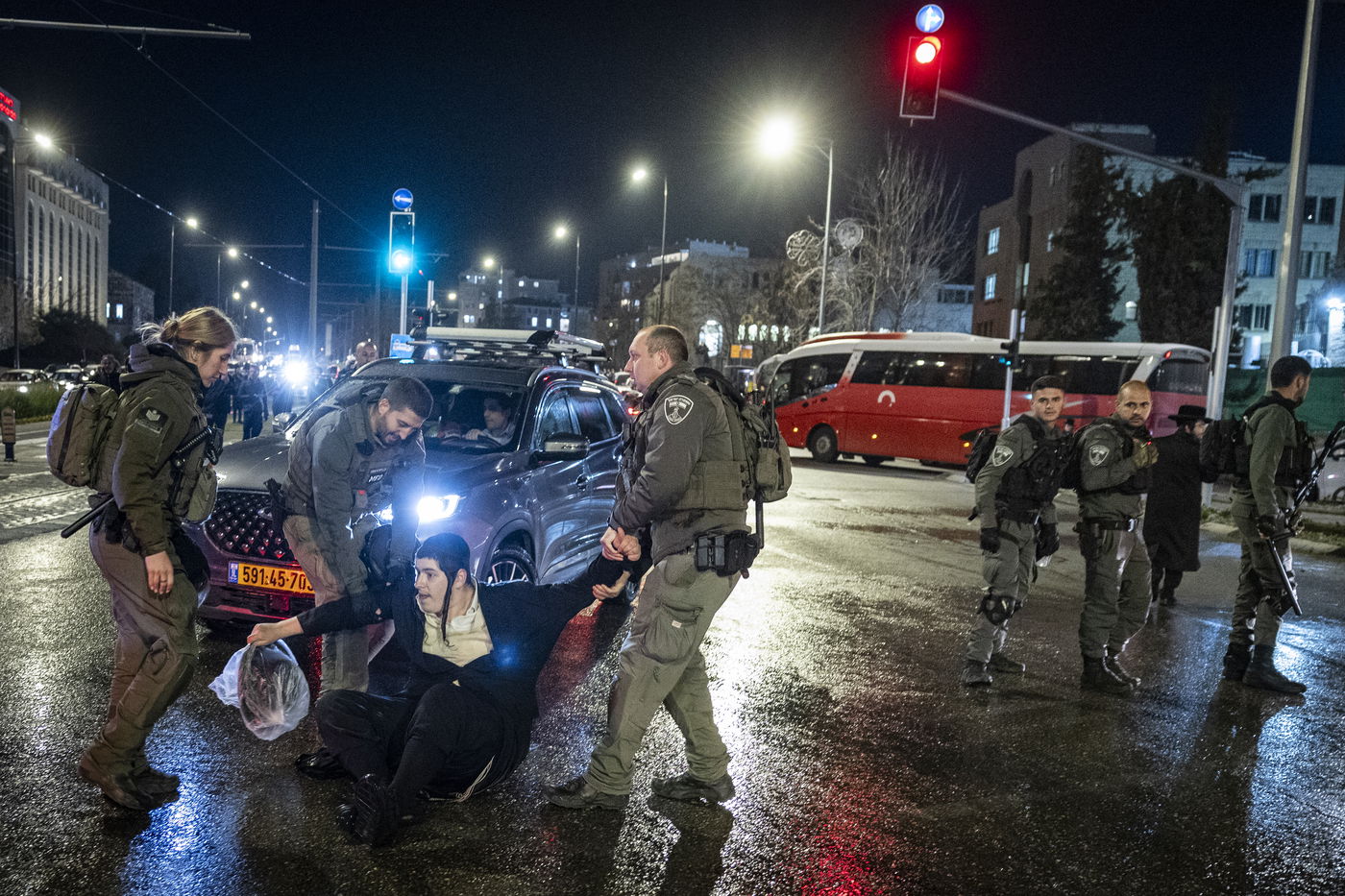 ההפגנות בירושלים, הלילה