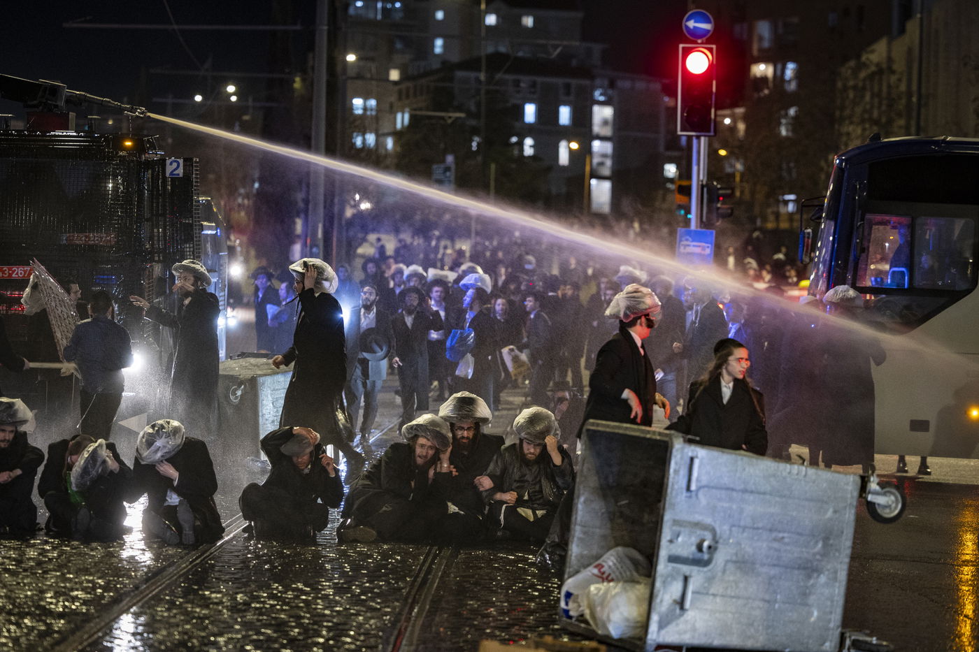 ההפגנות בירושלים, הלילה