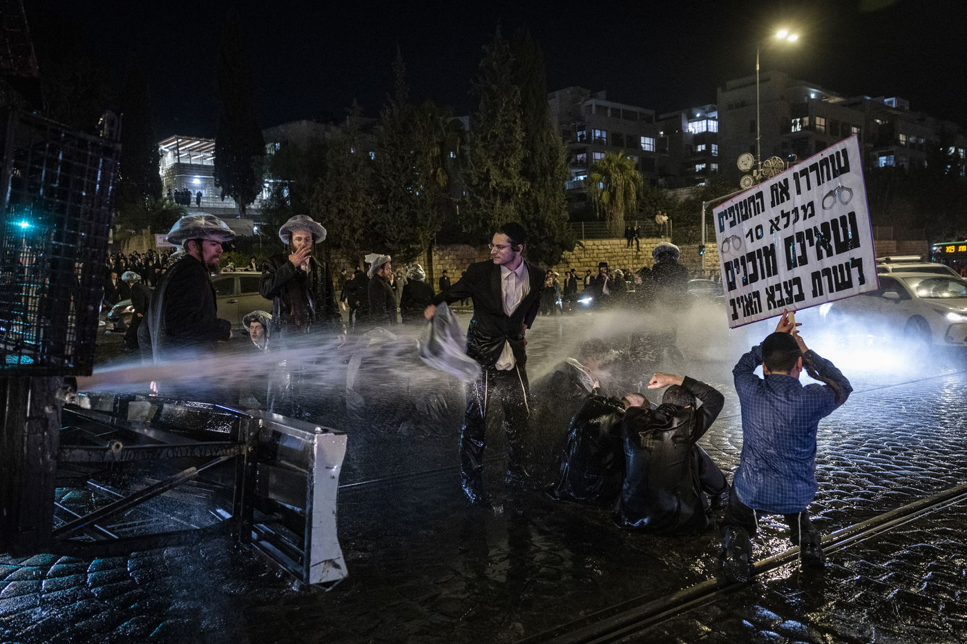 ההפגנות בירושלים, הלילה