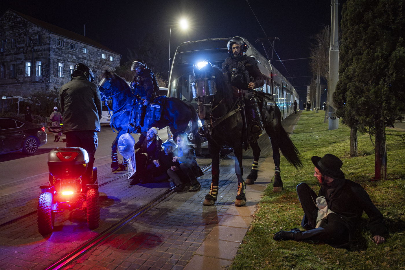 ההפגנות בירושלים, הלילה