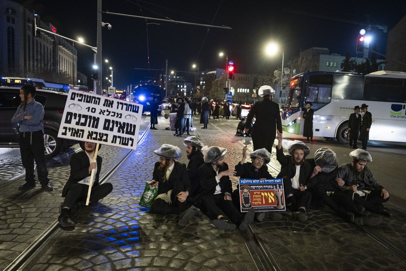 ההפגנות בירושלים, הלילה