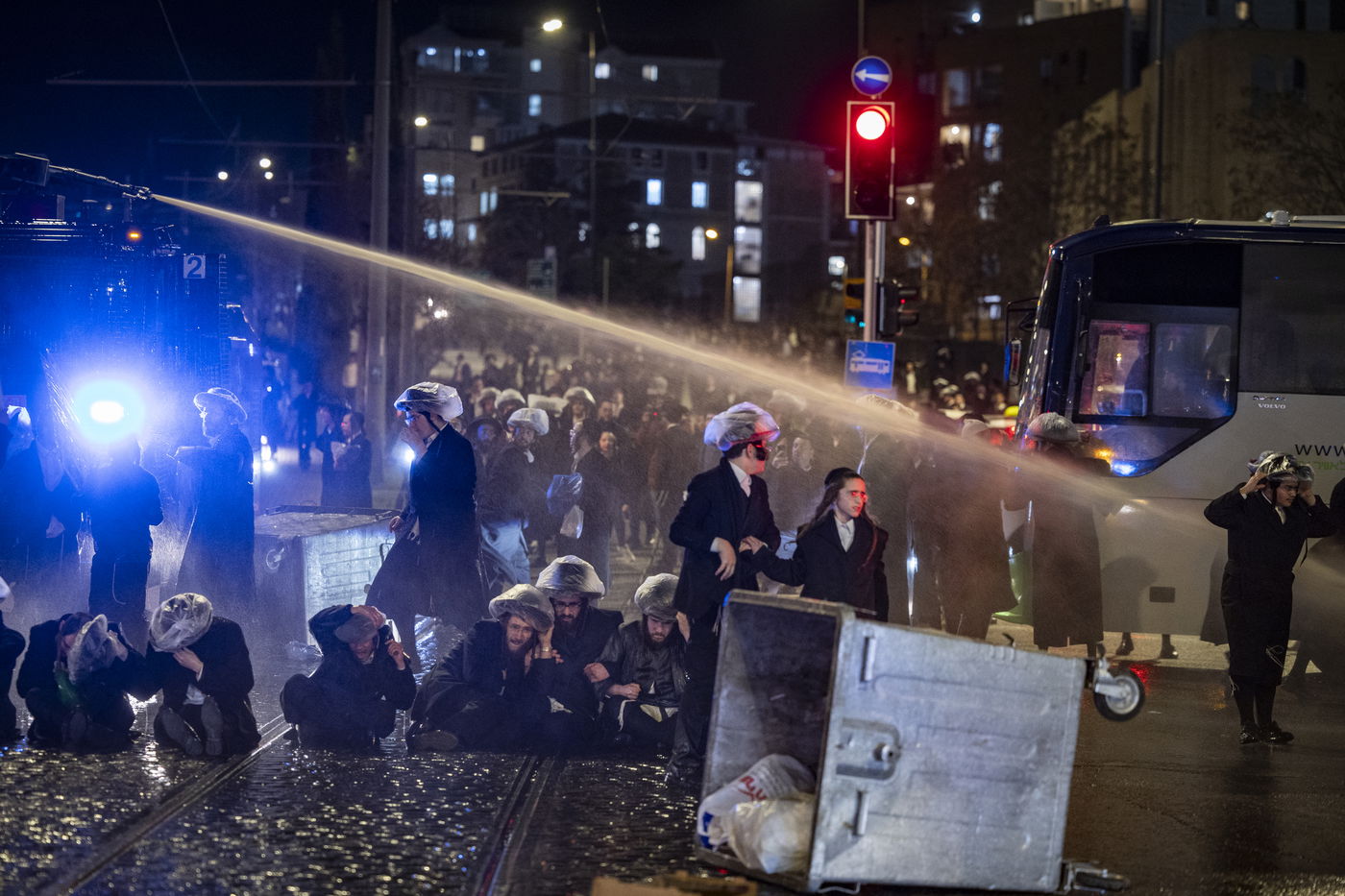 ההפגנות בירושלים, הלילה