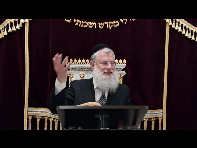 הרב אברהם יוסף שוורץ, על פרשת תצווה