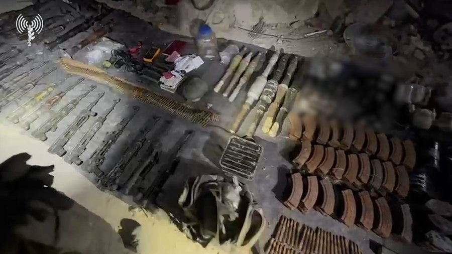 תיעוד של מצבור אמצעי לחימה שאותר בתוואי תת-קרקעי במרחב בית חאנון