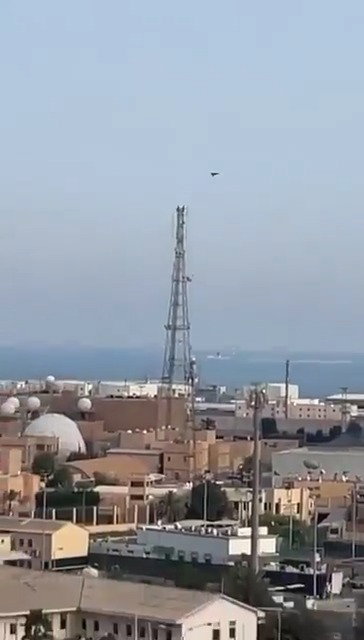 פגיעת כטב''מ איראני היום סמוך לבסיס הצי האמריקאי בבחריין.