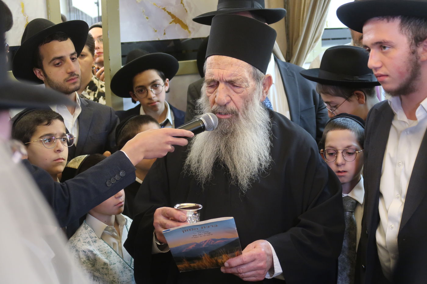 נישואי נכד הגאון רבי ניסים בן שמעון