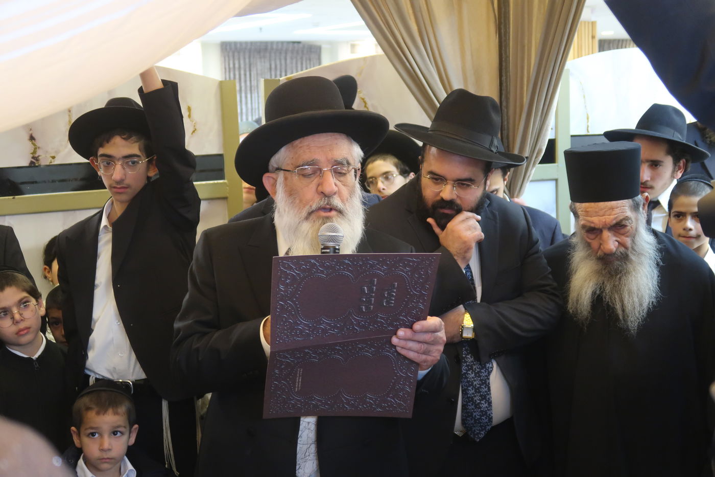 נישואי נכד הגאון רבי ניסים בן שמעון