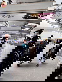 האדמו"ר ממעז'בוז בדרכו חזרה לארץ