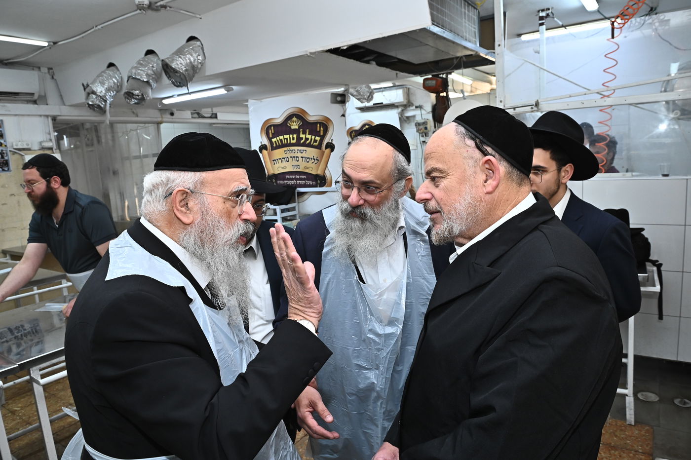 הגר"נ זכריהו באפיית מצות