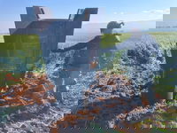 זירת הנפילה בעמקים