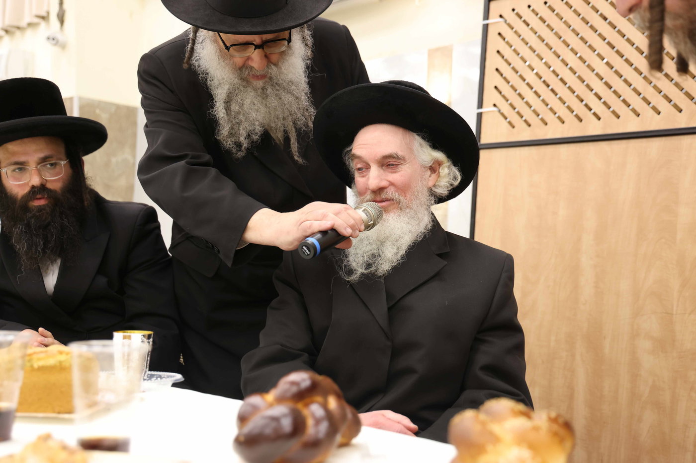 מעמד כבוד התורה בישיבת 'דרכי חיים' צאנז ירושלים