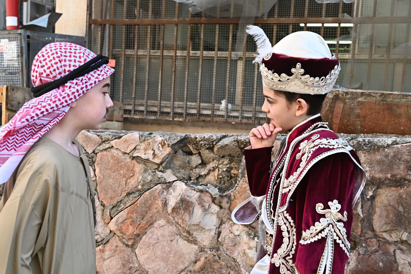 ילדי בעלזא בבני ברק במסיבות פורים