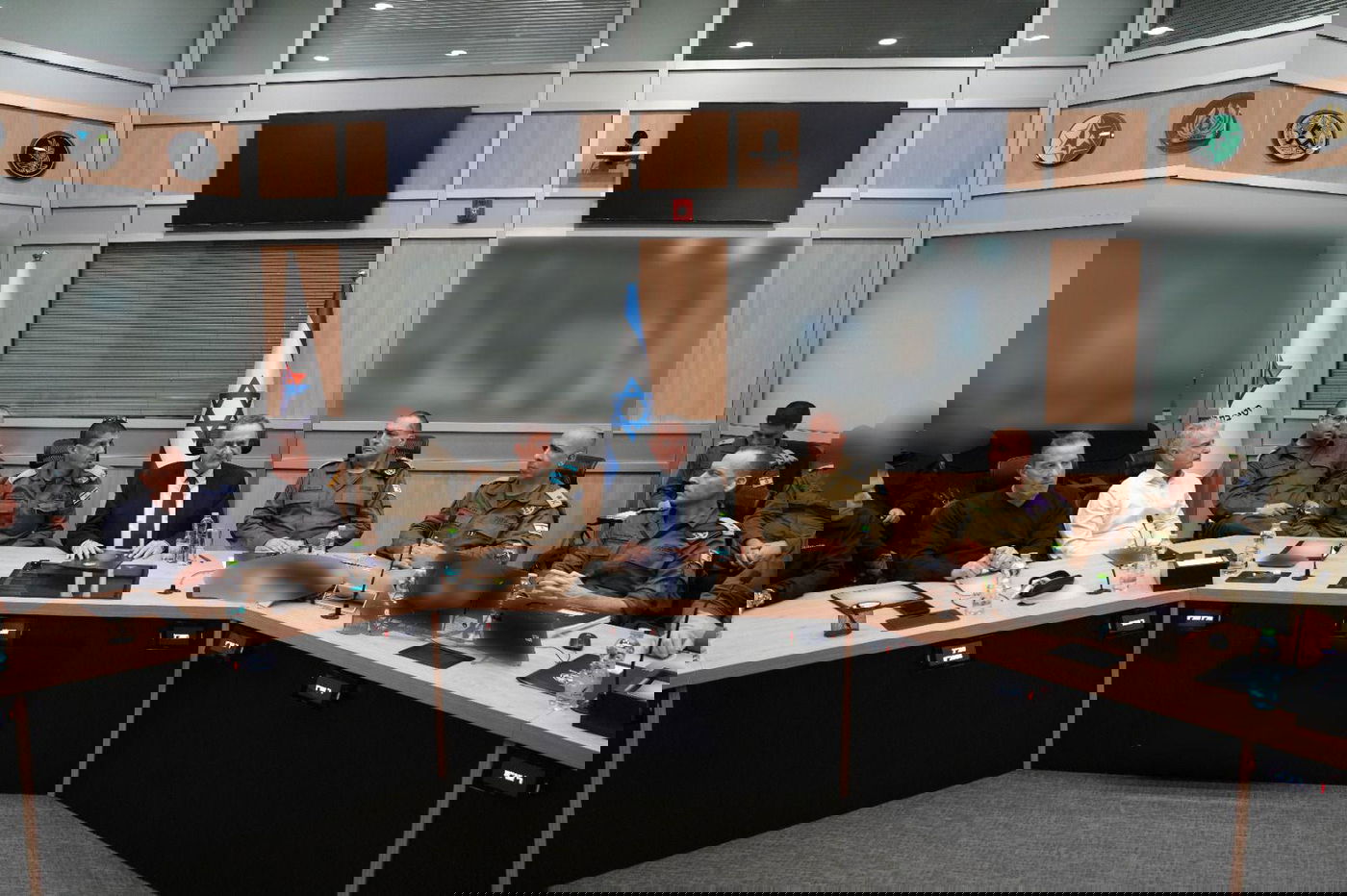 כמה זמן יימשך המבצע? הערכת המצב הראשונה של שר הביטחון בבור