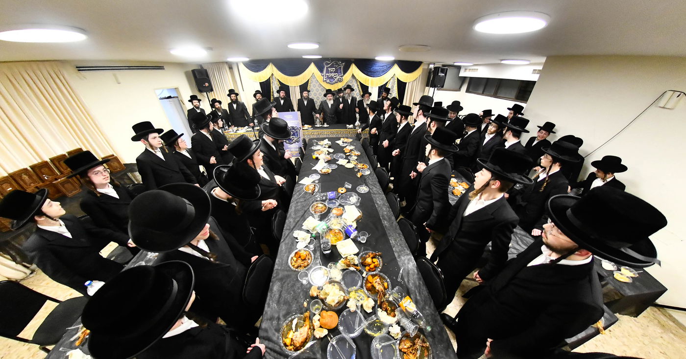 מעמד כבוד התורה בזוטשקא אמסנא